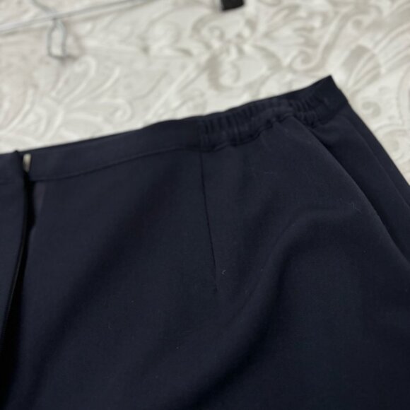Appleseed's Navy Blue Skirt, 18P - Picture 7 of 8
